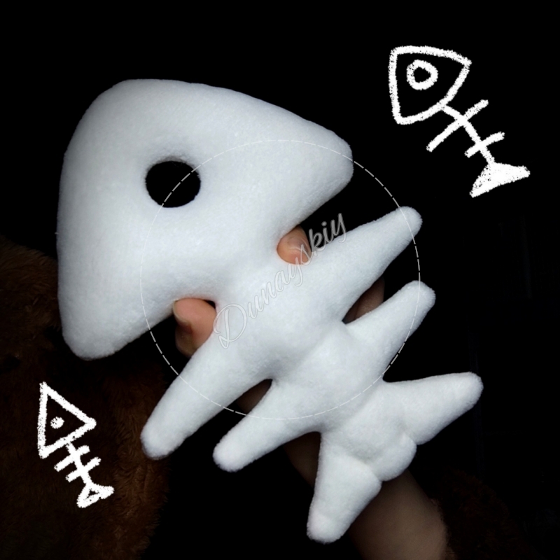 Plüsch-Fischgräten-Schlüsselan – Fishbones Cosplay Prop Bewertung und Preis